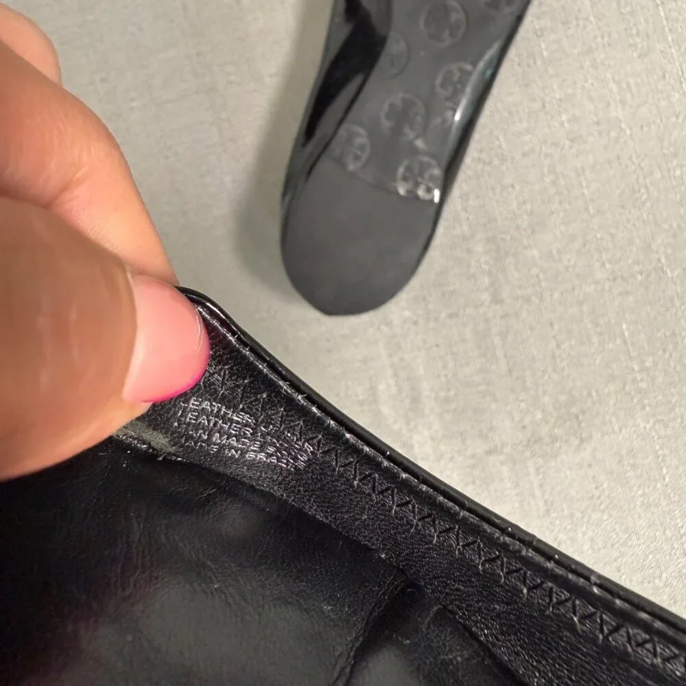 Tory Burch Reva Black Patent Leather Ballet Flats 7M Medallion Logo Timeless
